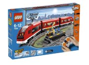 Конструктор 'Пассажирский поезд', моторизованный, из серии 'Железная дорога', Lego City [7938]