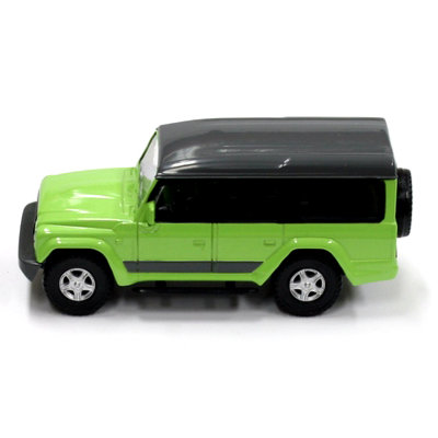 Модель автомобиля Iveco Massif, зеленая, 1:43, Mondo Motors [53140-02] Модель автомобиля Iveco Massif, зеленая, 1:43, Mondo Motors [53140-02]