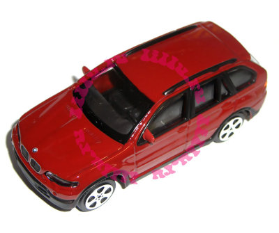 Модель автомобиля BMW X5, красная, 1:43, серия &#039;Street Fire&#039;, Bburago [18-30000-09] Модель автомобиля BMW X5, красная, 1:43, серия 'Street Fire', Bburago [18-30000-09]