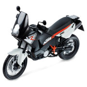 Модель мотоцикла KTM 990 Adventure, черно-белая, 1:12, Mondo Motors [69002-1]