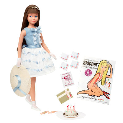 Коллекционная кукла Скиппер (Skipper), 50-я годовщина, Gold Label, Barbie, Mattel [BDH31] Коллекционная кукла Скиппер (Skipper), Gold Label, Barbie, Mattel [BDH31]