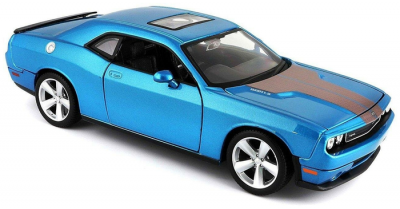 Модель автомобиля Dodge Challenger SRT8 (2008), голубая, 1:24, Maisto [31280] Модель автомобиля Dodge Challenger SRT8 (2008), голубая, 1:24, Maisto [31280]