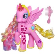 Игровой набор 'Принцесса Каденс. Сияющие сердца' с большой пони, из серии 'Волшебство меток' (Cutie Mark Magic), My Little Pony, Hasbro [B1370]
