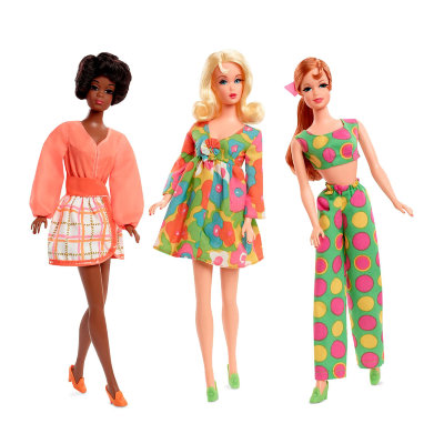 Коллекционный набор кукол &#039;Модные друзья&#039; (Mod Friends), Gold Label, Barbie, Mattel [FRP00] Коллекционный набор кукол 'Модные друзья' (Mod Friends), Gold Label, Barbie, Mattel [FRP00]