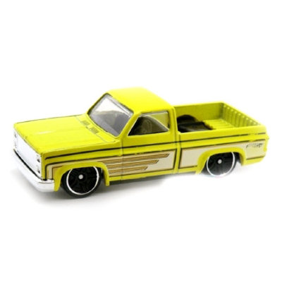 Коллекционная модель автомобиля 1983 Chevy Silverado - HW Off-road 2014, желтая, Hot Wheels, Mattel [BFD62] Коллекционная модель автомобиля 1983 Chevy Silverado - HW Off-road 2014, желтая, Hot Wheels, Mattel [BFD62]
