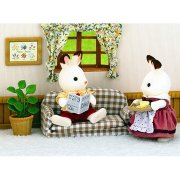 Игровой набор 'Шоколадный Кролик-папа на любимом диване', Sylvanian Families [2201]