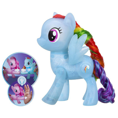 Игрушка &#039;Сияющие друзья - Радуга Дэш&#039; (Shining Friends - Rainbow Dash), русская версия, из серии &#039;My Little Pony в кино&#039;, My Little Pony, Hasbro [C1819] Игрушка 'Сияющие друзья - Радуга Дэш' (Shining Friends - Rainbow Dash), русская версия, из серии 'My Little Pony в кино', My Little Pony, Hasbro [C1819]