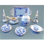 Набор кукольной посуды 'Комплект посуды со свечами, с голубым рисунком', фарфор, 1:12, Reutter Porzellan [013858]
