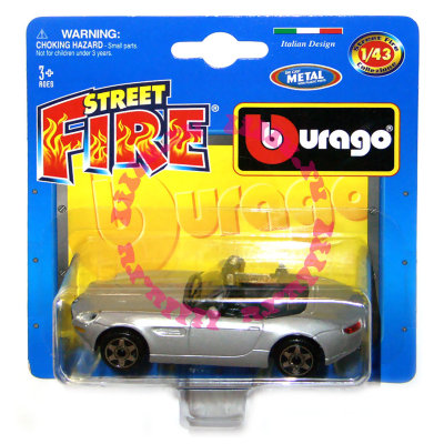 Модель автомобиля BMW Z8, серебристая, 1:43, серия &#039;Street Fire&#039; в блистере, Bburago [18-30001-06] Модель автомобиля BMW Z8, серебристая, 1:43, серия 'Street Fire' в блистере, Bburago [18-30001-06]