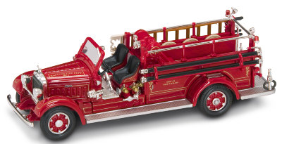 Модель пожарной машины 1935 Mack Type 75BX, 1:43, в пластмассовой коробке, Yat Ming [43001]  Модель пожарной машины 1935 Mack Type 75BX, 1:43, в пластмассовой коробке, Yat Ming [43001] 