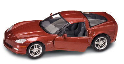 Модель автомобиля Chevrolet Z06 2007, 1:24, коричневый металлик, Yat Ming [24207br] Модель автомобиля Chevrolet Z06 2007, 1:24, коричневый металлик, Yat Ming [24207br]