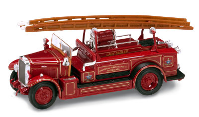 Модель пожарной машины 1934 Leyland FK-1, 1:43, в пластмассовой коробке, Yat Ming [43009] Модель пожарной машины 1934 Leyland FK-1, 1:43, в пластмассовой коробке, Yat Ming [43009]