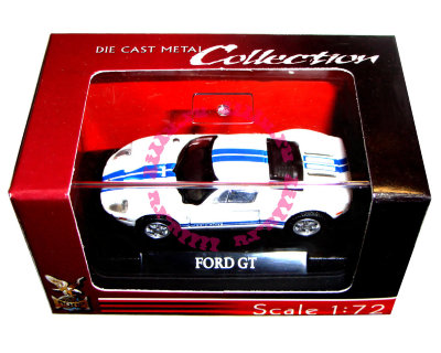 Модель автомобиля Ford GT 1:72, белая, в пластмассовой коробке, Yat Ming [73000-22] Модель автомобиля Ford GT 1:72, белая, в пластмассовой коробке, Yat Ming [73000-22]