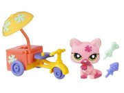 Игровой набор 'Кошка на мотороллере' из серии 'Зверюшки в движении', Littlest Pet Shop [25579]