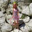 Набор одежды для Барби, из серии 'Roxy', Barbie [GRD57] - Набор одежды для Барби, из серии 'Roxy', Barbie [GRD57]

Кукла FRM18

GRD57 Очки 
GRD57 Обруч для головы
GRD57 Платье
GRD57 Мороженое
GJG33 Кеды
