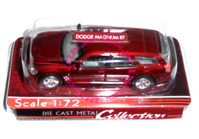 Модель автомобиля Dodge Magnum RT 1:72, красная, Yat Ming [72000-32] Модель автомобиля Dodge Magnum RT 1:72, красная, Yat Ming [72000-32]