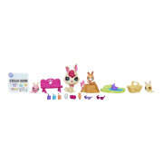 Игровой набор 'Семья Кроликов', серия с 'волшебным механизмом', Littlest Pet Shop [A5476]