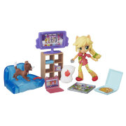 Игровой набор 'Пижамная вечеринка' с мини-куклой Applejack, 12см, шарнирная, My Little Pony Equestria Girls Minis (Девушки Эквестрии), Hasbro [B6040]