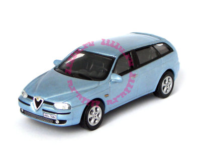 Модель автомобиля Alfa Romeo 156 1:43, голубой металлик, Cararama [255S-14] Модель автомобиля Alfa Romeo 156 1:43, Cararama [255S-14]