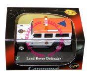 Модель автомобиля службы спасения Land Rover Defender 1:72, Cararama [171XND-05]