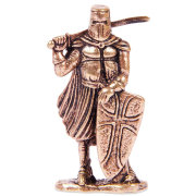 Фигурка литая 'Крестоносец со щитом', 1:32, латунь, 4.5 см, Амберкинг [CRU-05]