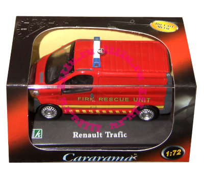 Модель автомобиля пожарных Renault Trafic 1:72, Cararama [171XND-11] Модель автомобиля пожарных Renault Trafic 1:72, Cararama [171XND-11]