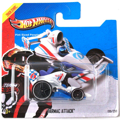 Коллекционная модель автомобиля Tarmac Attack - HW Racing 2013, белая, Mattel [X1645] Коллекционная модель автомобиля Tarmac Attack - HW Racing 2013, белая, Mattel [X1645]